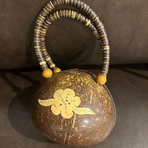 🌴 Tropical Coconut Shell Handbag – Handmade Boho Island Purse
